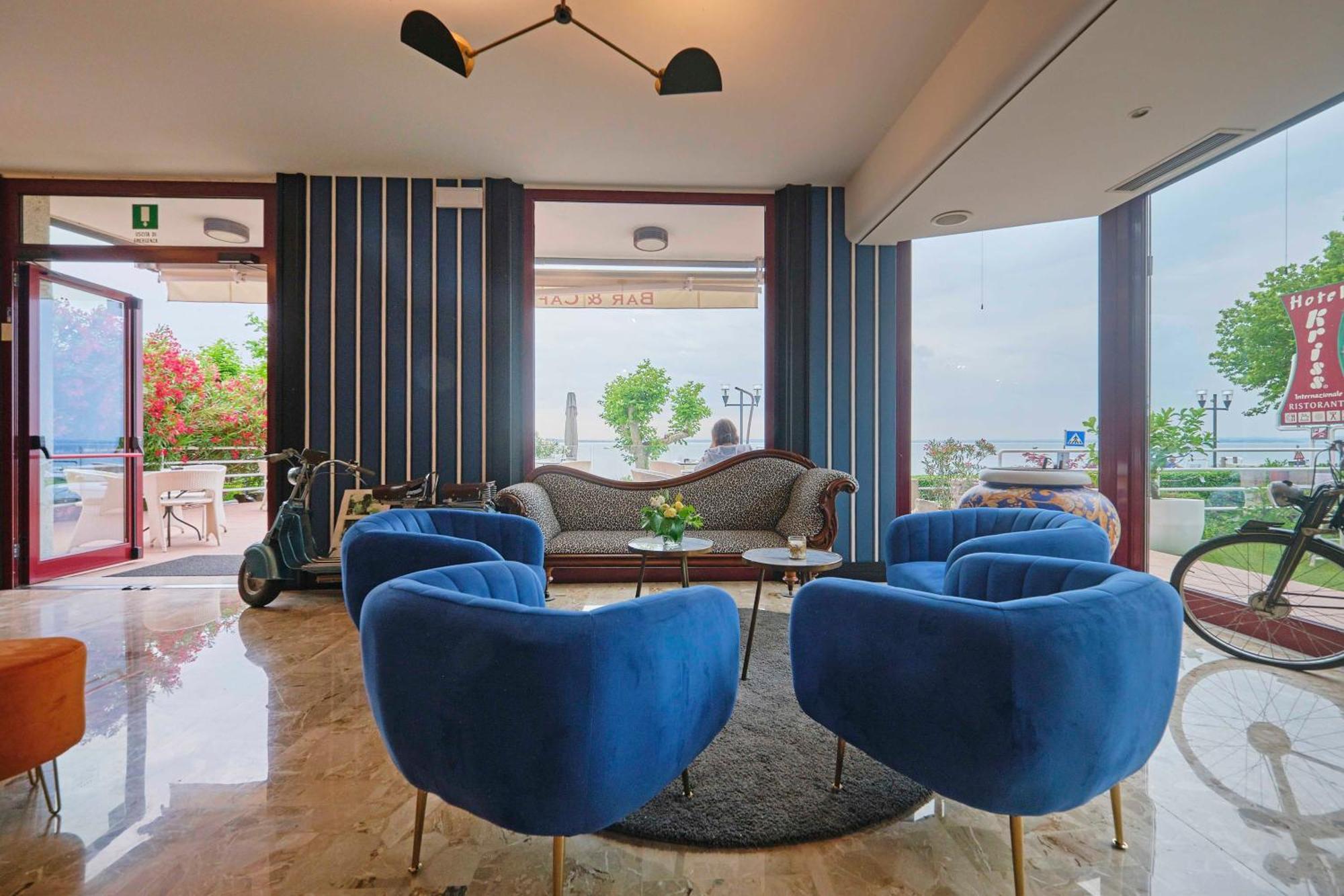 Kriss Internazionale Hotel บาร์โดลิโน ภายนอก รูปภาพ